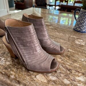 Paul green open toe booties